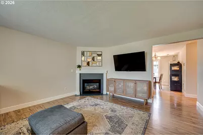 513 SE 10th St, Battle Ground, WA 98604 - Photo 3