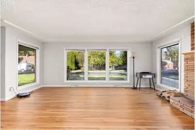 1110 E 28th Ave, Spokane, WA 99203 - Photo 7