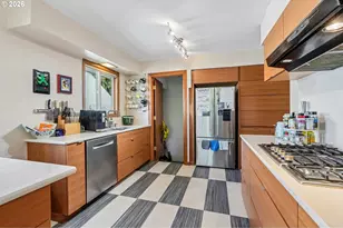 727 SE 54th Ave, Portland, OR 97215 - Photo 17