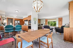 727 SE 54th Ave, Portland, OR 97215 - Photo 11