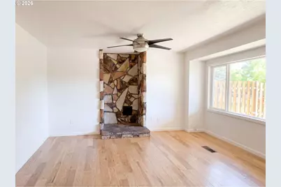 4927 Trade Wind Ave, Keizer, OR 97303 - Photo 3