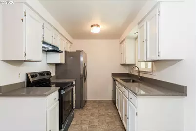 4927 Trade Wind Ave, Keizer, OR 97303 - Photo 17