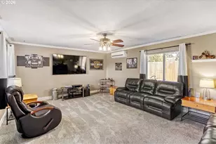 19453 Sunset Springs Dr, Oregon City, OR 97045 - Photo 11