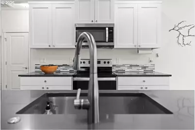 1320 N Broadway St, Estacada, OR 97023 - Photo 7