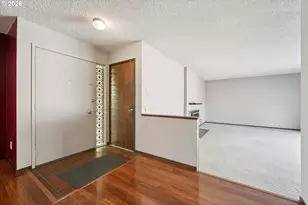12517 NE Shaver St, Portland, OR 97230 - Photo 3