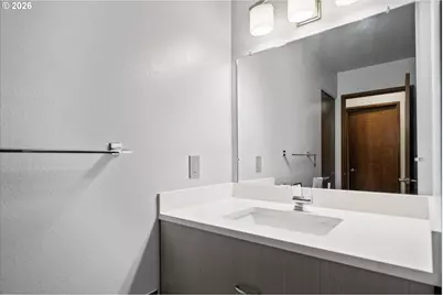 12517 NE Shaver St, Portland, OR 97230 - Photo 21