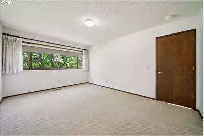 12517 NE Shaver St, Portland, OR 97230 - Photo 25