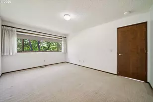 12517 NE Shaver St, Portland, OR 97230 - Photo 25