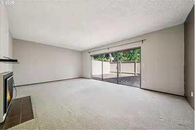 12517 NE Shaver St, Portland, OR 97230 - Photo 17