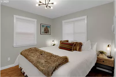 1885 Woodlawn Ave #A, Eugene, OR 97403 - Photo 3