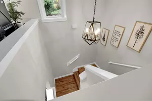 1885 Woodlawn Ave, Eugene, OR 97403 - Photo 11