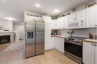 5154 NE Schoeler Cir, Hillsboro, OR 97124 - Photo 11