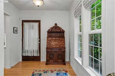 430 Luther St S, Salem, OR 97302 - Photo 9