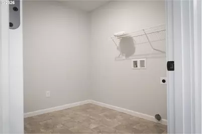 92402 Abbott Rd, Astoria, OR 97103 - Photo 11