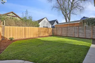 3755 SE Lincoln St, Portland, OR 97214 - Photo 37