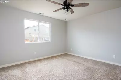 15572 Bachelor Ave, Sandy, OR 97055 - Photo 15