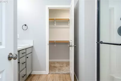 15572 Bachelor Ave, Sandy, OR 97055 - Photo 19