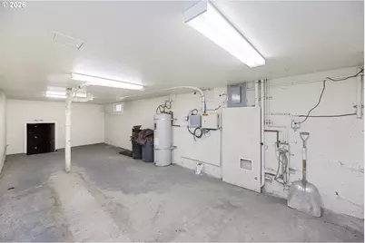 130 SE 31st Ave #8, Portland, OR 97214 - Photo 21
