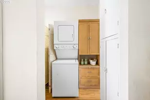 130 SE 31st Ave, Portland, OR 97214 - Photo 17
