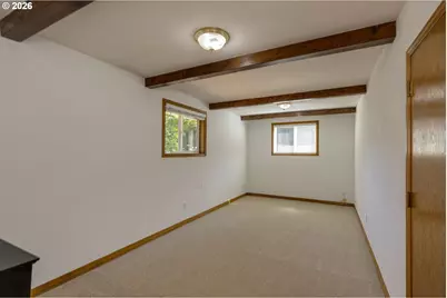 19565 SW Southview Pl, Beaverton, OR 97078 - Photo 11