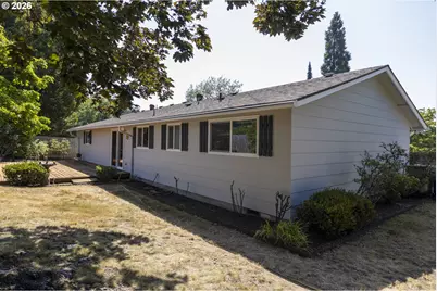 19565 SW Southview Pl, Beaverton, OR 97078 - Photo 23