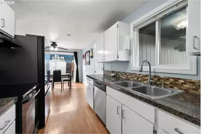 1530 SW 201st Ave, Beaverton, OR 97003 - Photo 19