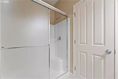 16624 NW Canton St, Portland, OR 97229 - Photo 15