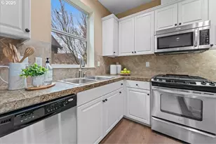 16624 Northwest Canton Street, Portland, OR 97229 - Photo 9