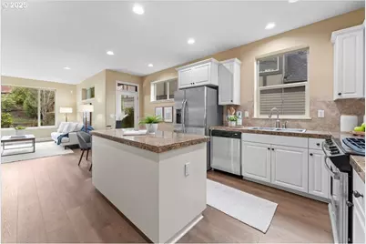 16624 NW Canton St, Portland, OR 97229 - Photo 11