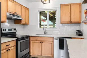 8521 N Edison St, Portland, OR 97203 - Photo 7