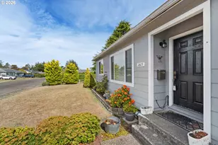 1615 Johnson St, North Bend, OR 97459 - Photo 11