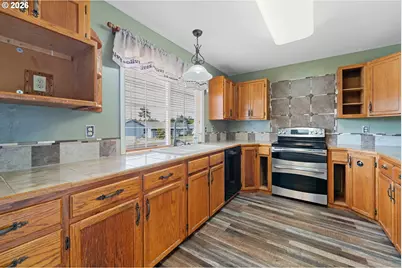 1615 Johnson St, North Bend, OR 97459 - Photo 19