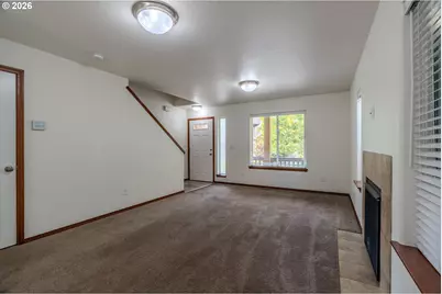 2013 NW Bella Vista Dr, Gresham, OR 97030 - Photo 15