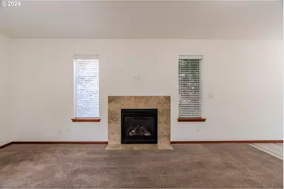 2013 NW Bella Vista Dr, Gresham, OR 97030 - Photo 13