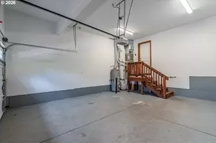 2013 NW Bella Vista Dr, Gresham, OR 97030 - Photo 39