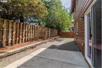 2013 NW Bella Vista Dr, Gresham, OR 97030 - Photo 31