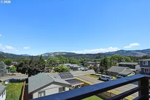 1502 Lincoln St, Hood River, OR 97031 - Photo 23