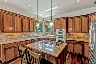 13370 SE Woodland Cir, Happy Valley, OR 97086 - Photo 11