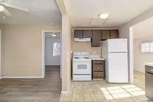 423 NE Main St, Estacada, OR 97023 - Photo 13