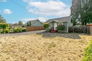 423 NE Main St, Estacada, OR 97023 - Photo 5