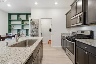 1706 W 12th St, La Center, WA 98629 - Photo 7