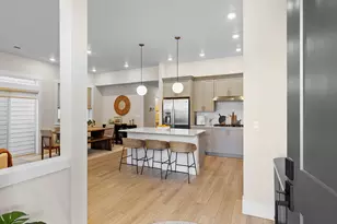 13728 SW 166th Ave, Portland, OR 97223 - Photo 5