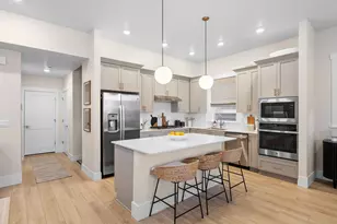 13728 SW 166th Ave, Portland, OR 97223 - Photo 7