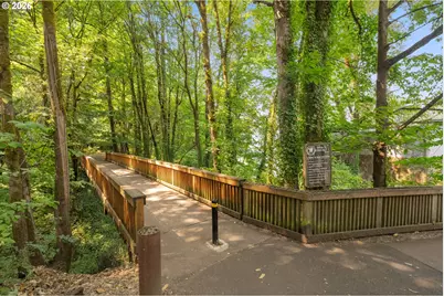 2834 Glenmorrie Dr, Lake Oswego, OR 97034 - Photo 47