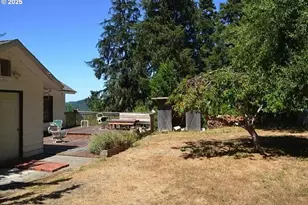 94643 Frontier Ln, Coquille, OR 97423 - Photo 5