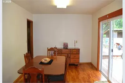 94643 Frontier Ln, Coquille, OR 97423 - Photo 9