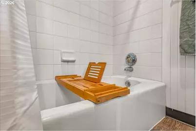 1937 NW Johnson St #3, Portland, OR 97209 - Photo 25