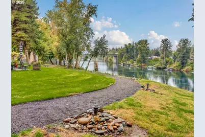 8425 SW Curry Dr, Wilsonville, OR 97070 - Photo 39