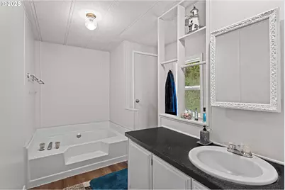 98785 Sitkum Ln, Myrtle Point, OR 97458 - Photo 21