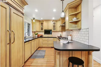 3510 NE Knott St, Portland, OR 97212 - Photo 17